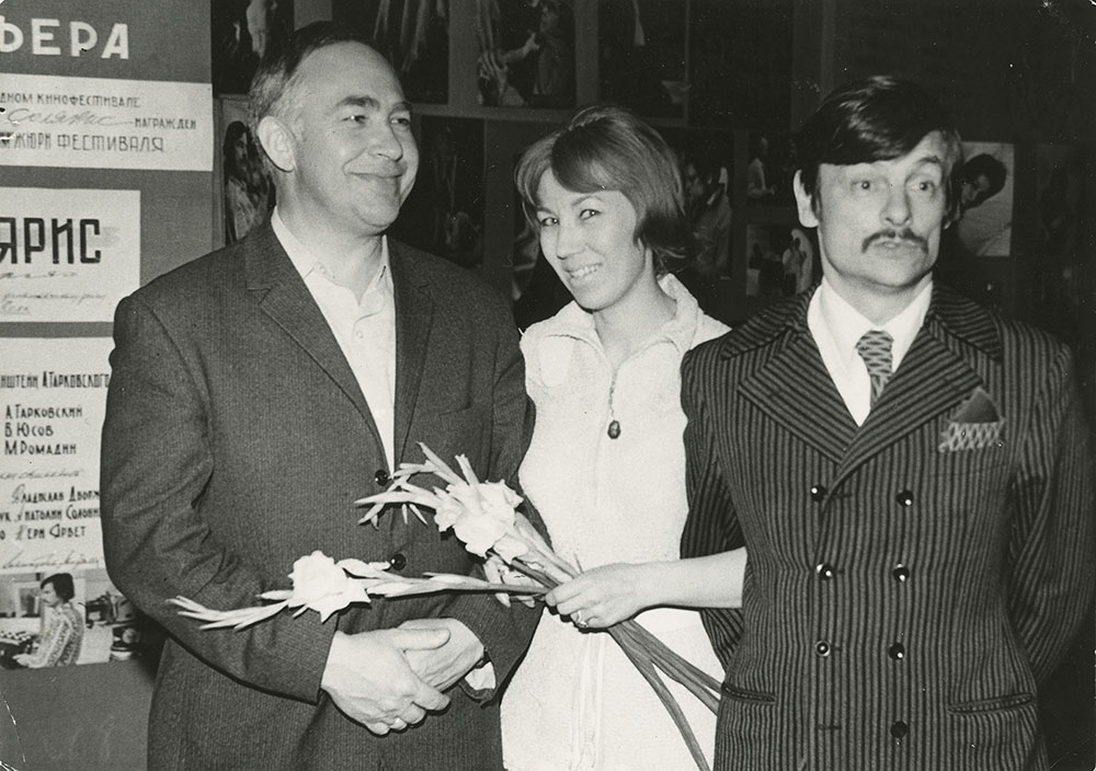 At the Solaris premiere, cinematographer Vadim Yusov, Nelli Fomina and Andrei Tarkovsky. Moscow 1972