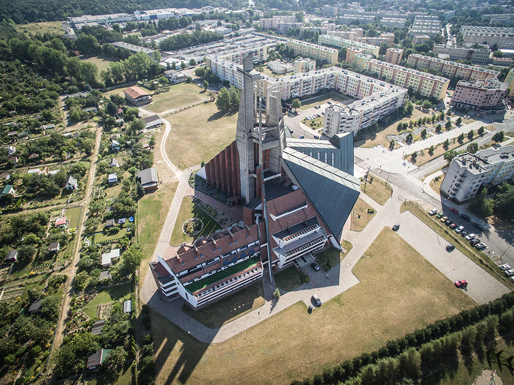 The Church of Our Lady the Queen of Poland, Świdnica, from Architecture of the VII Day (2015) by Kuba Snopek, Iza Cichonska, Karolina Popera