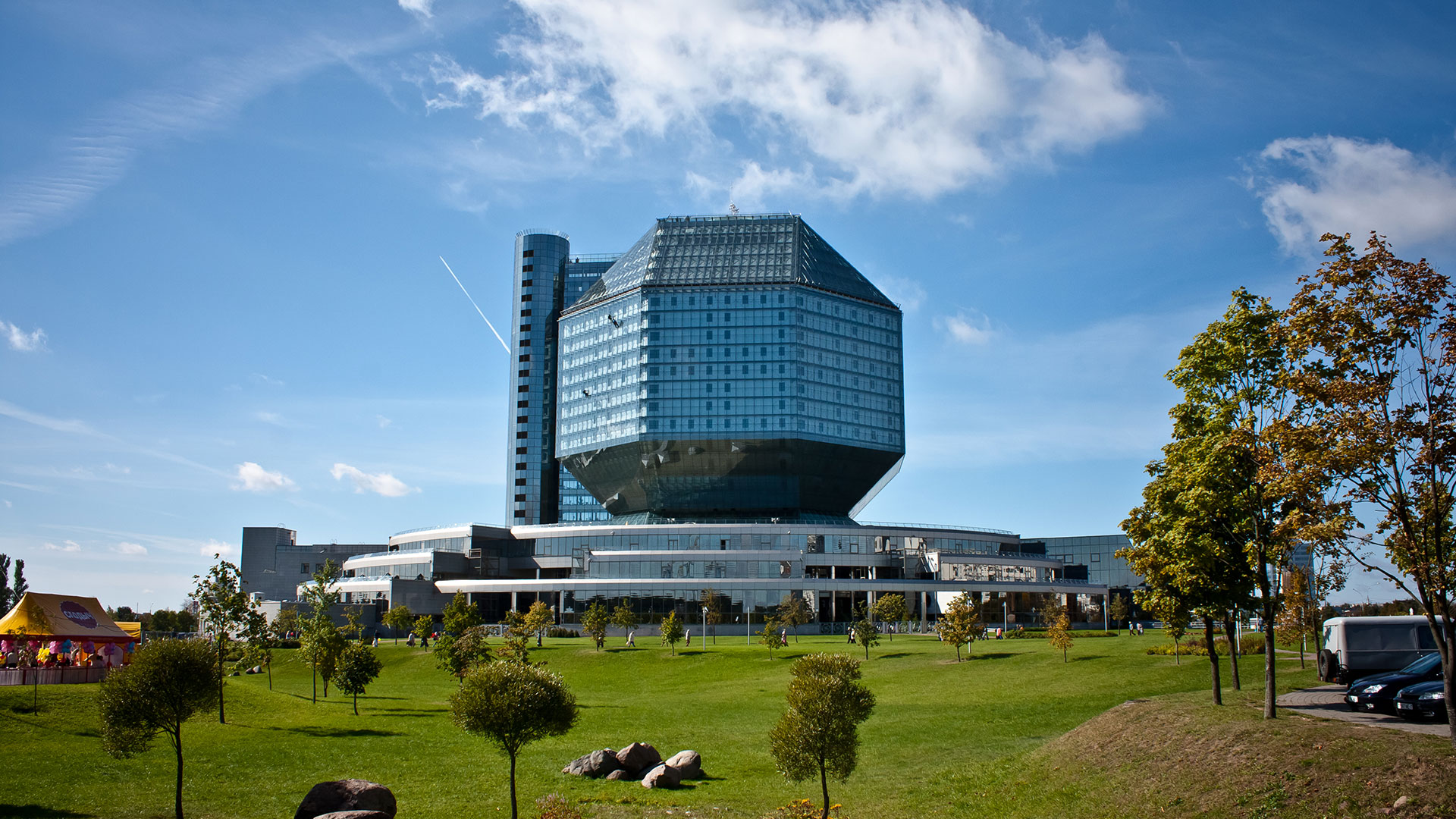 National Library of Belarus, Minsk. Image: ermakov under CC licence