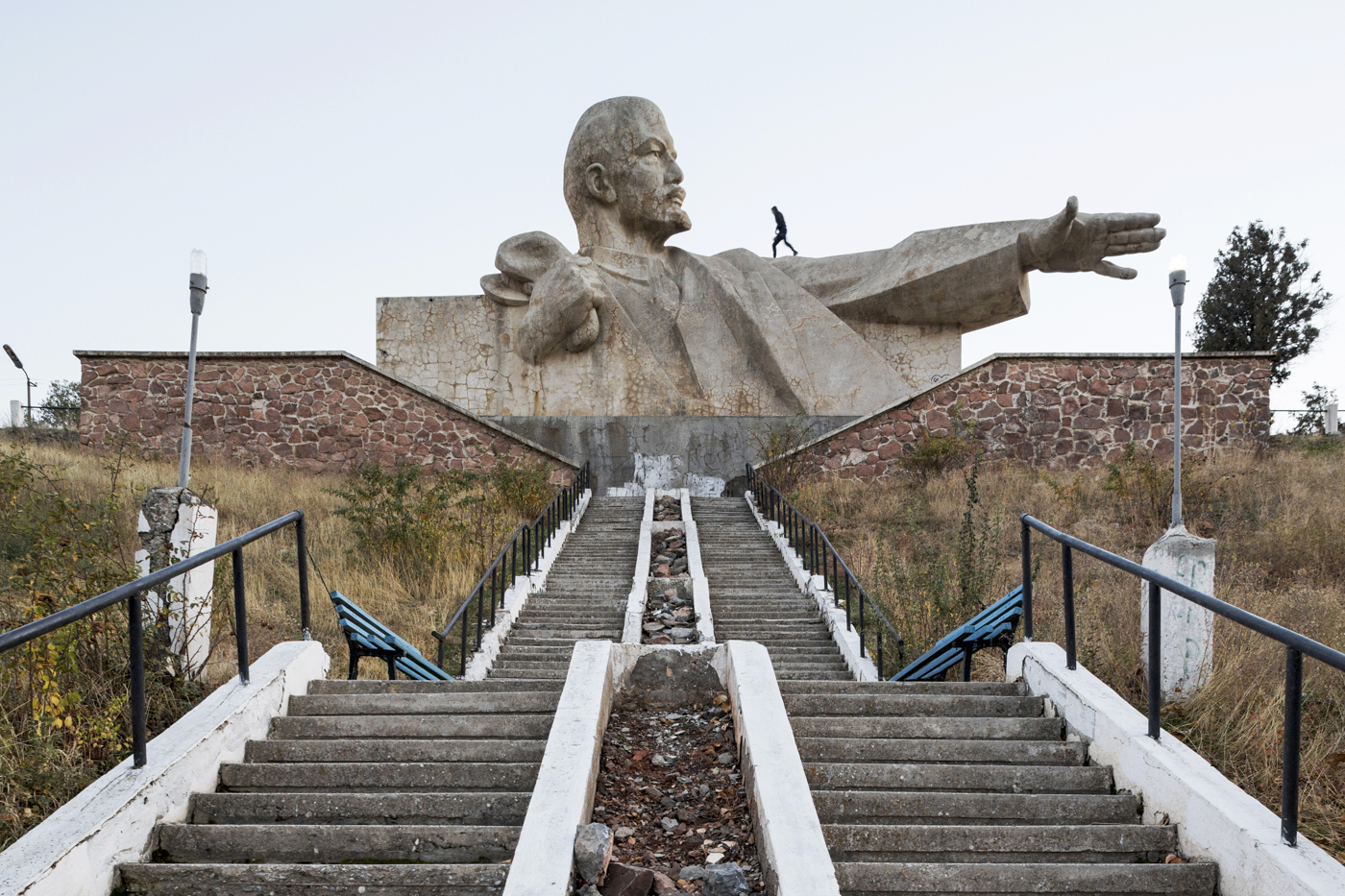 Lenin monument (1965). Istaravshan, Tajikistan. Photo: Stefano Perego