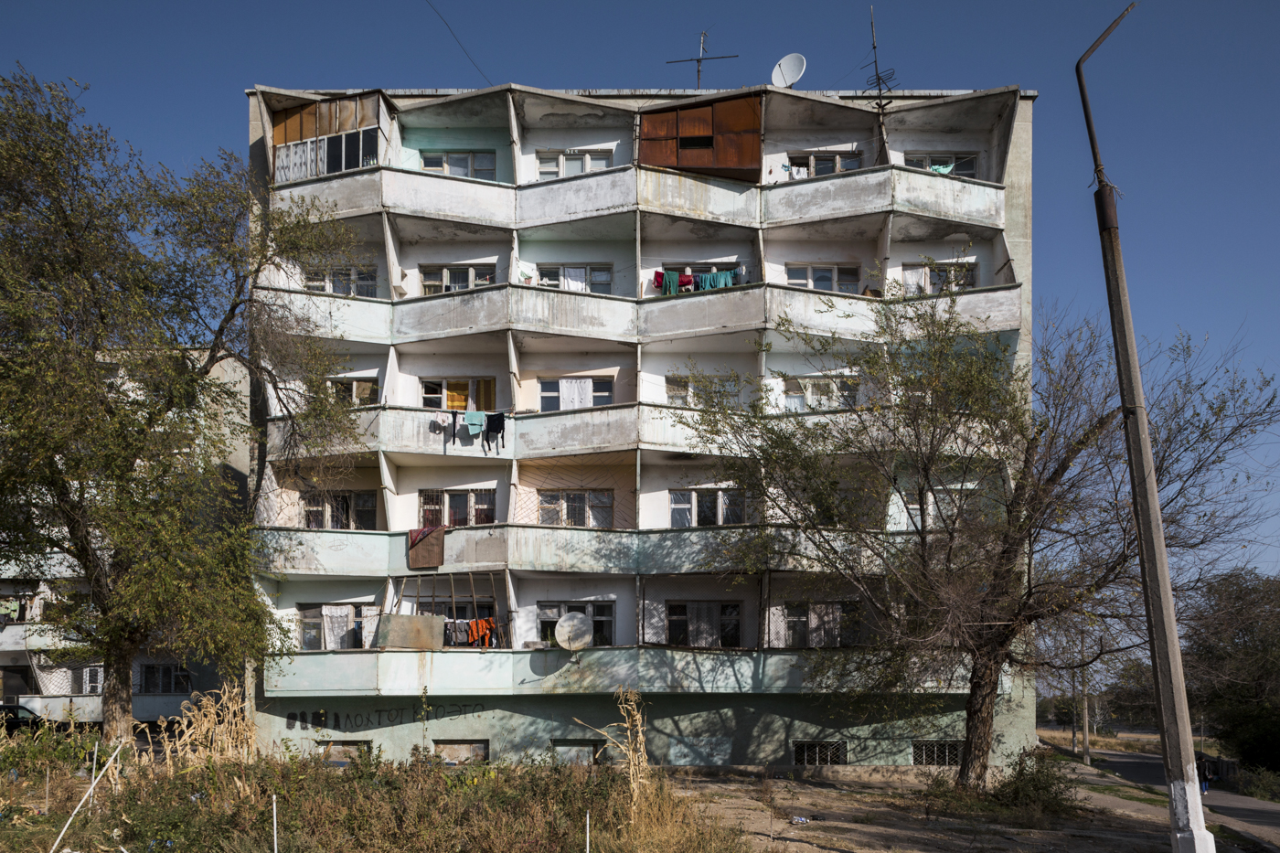 Residential building (1970s). Chkalovsk, Tajikistan. Photo: Stefano Perego