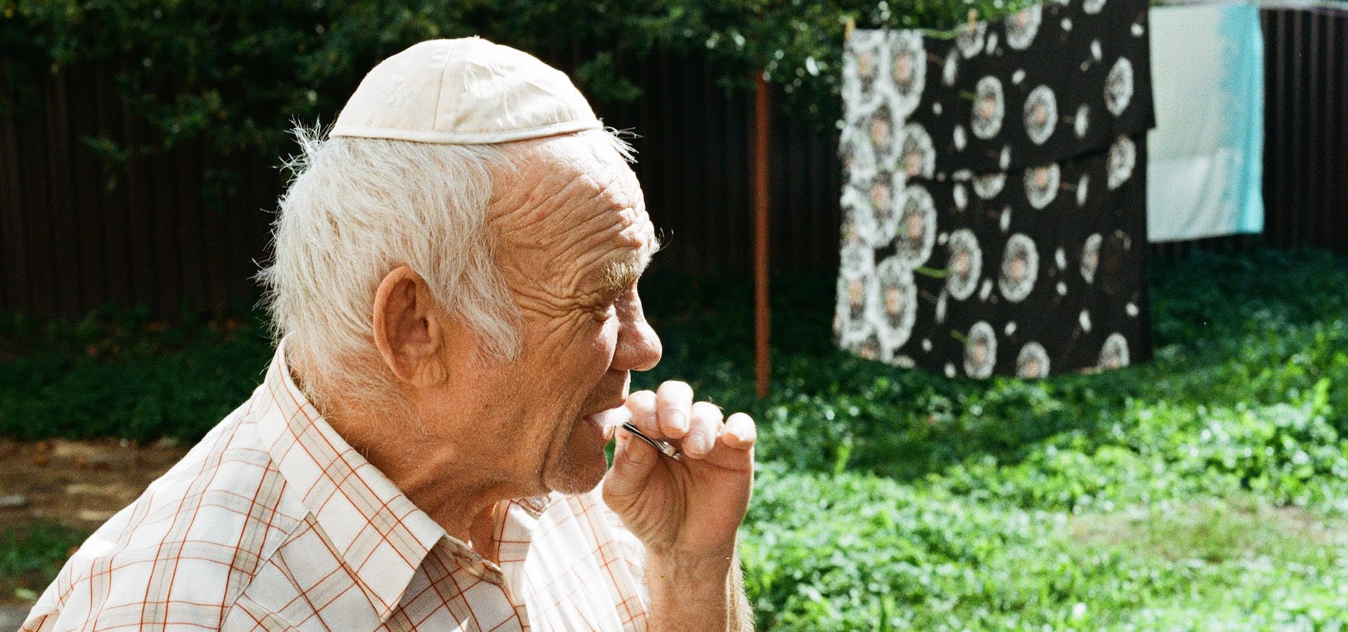 ‘My father understood the human soul’: remembering the Jewish-Romanian author whose Holocaust stories continue to inspire compassion 