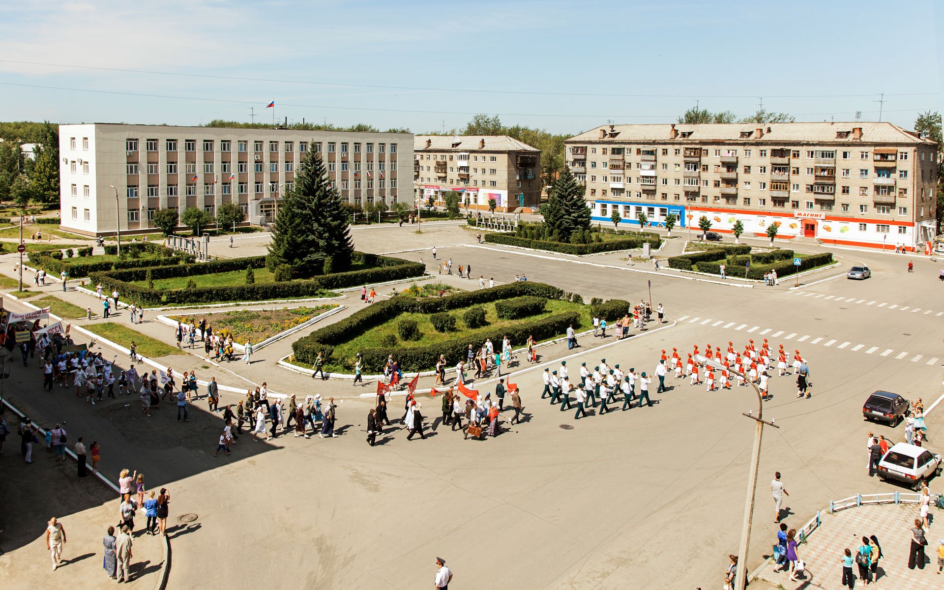 Hidden and unmarked: vivid photos from inside Russia’s former closed towns  