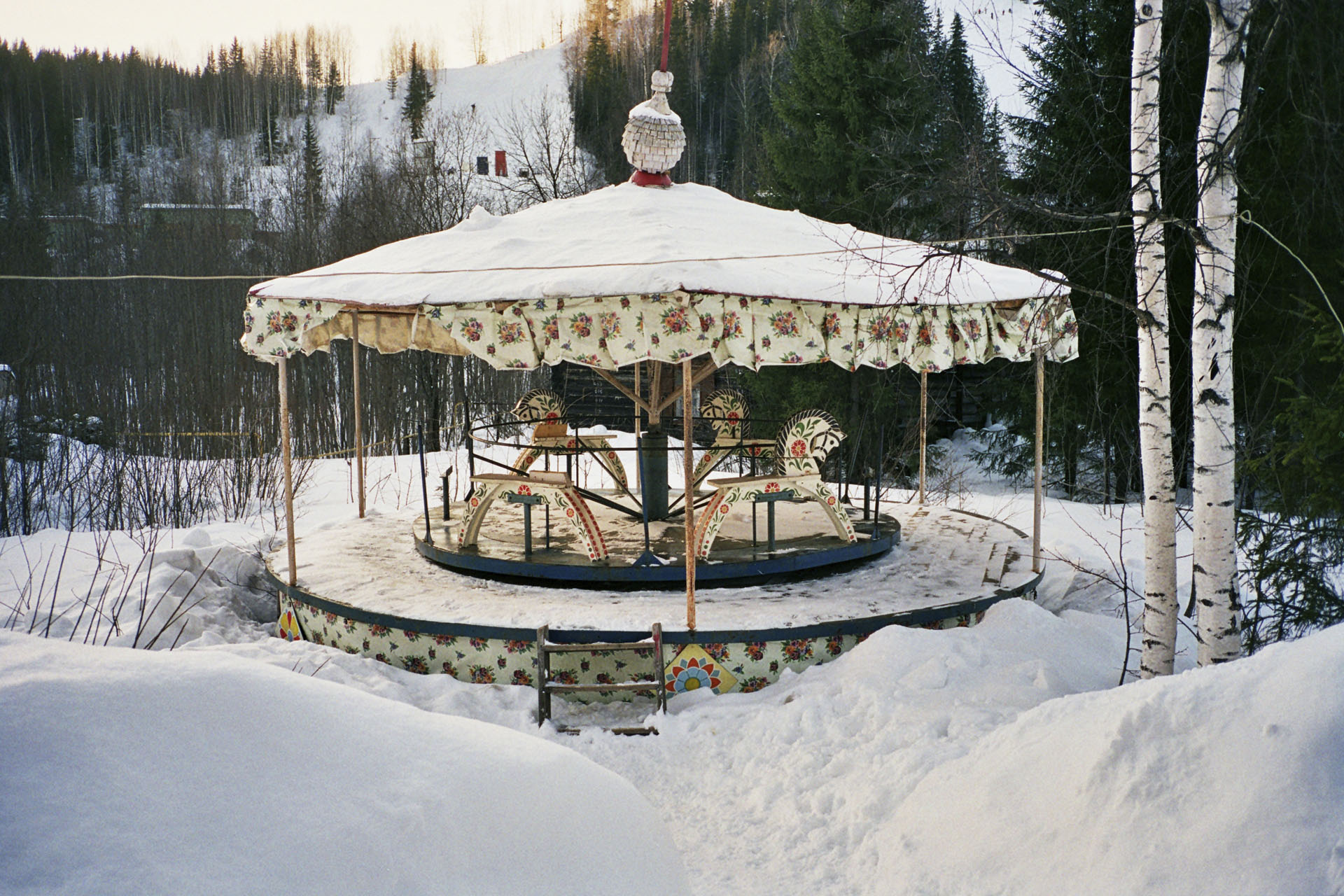 Carousel in Snow (2007)