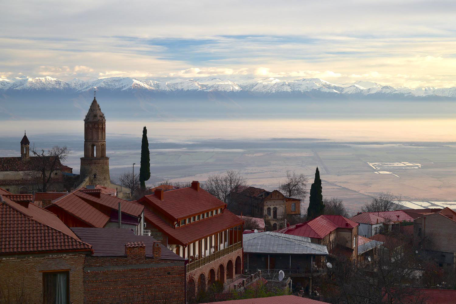 A view into the Alazani valley. Image: Orientalizing/Wikimedia Commons under a CC licence