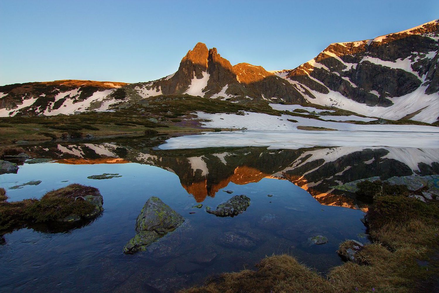 Lake Bliznaka. Image: Alexandra Karadzhova/Wikimedia Commons under a CC licence.