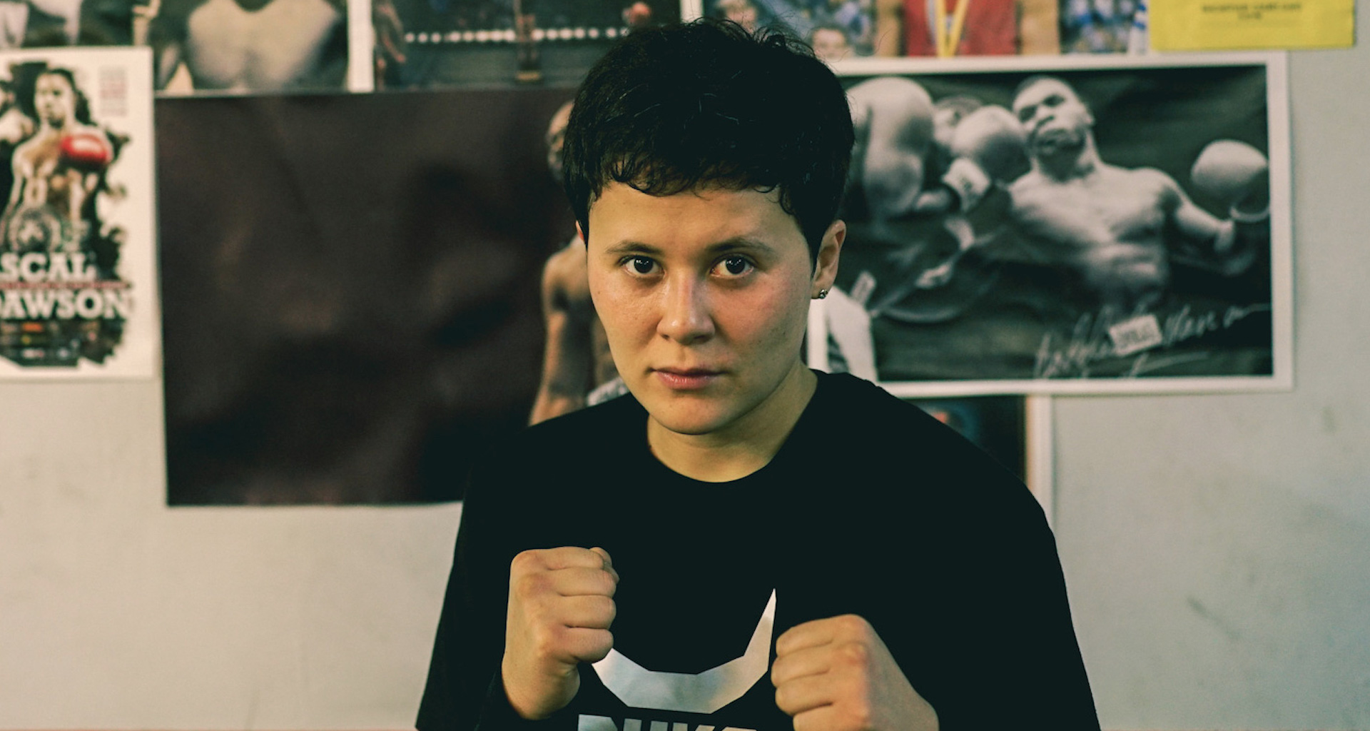 Meet the Kazakh boxing champ mixing self-defence classes with legal help for women 