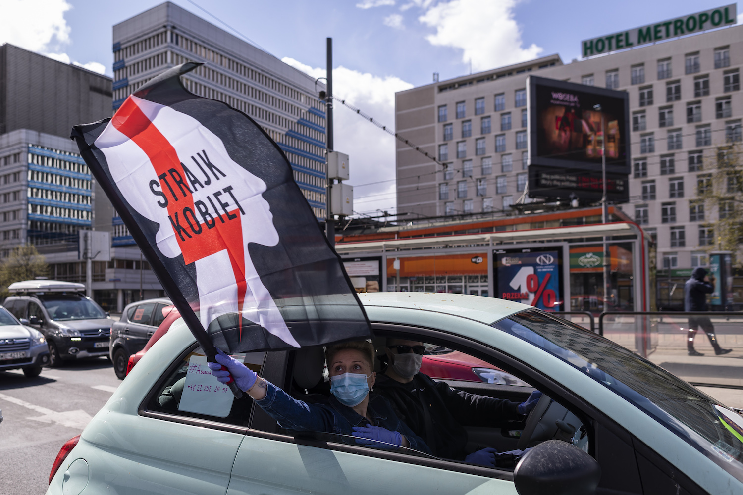 Car protest and blockade in Warsaw. Credit: Wojtek Radwanski for APP platform (Archive of Public Protest)