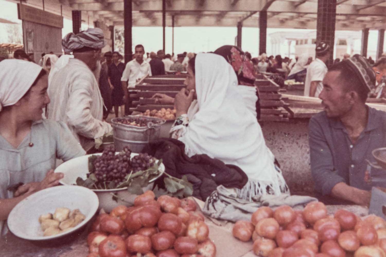 Daily life at a Samarkand bazaar, 1971