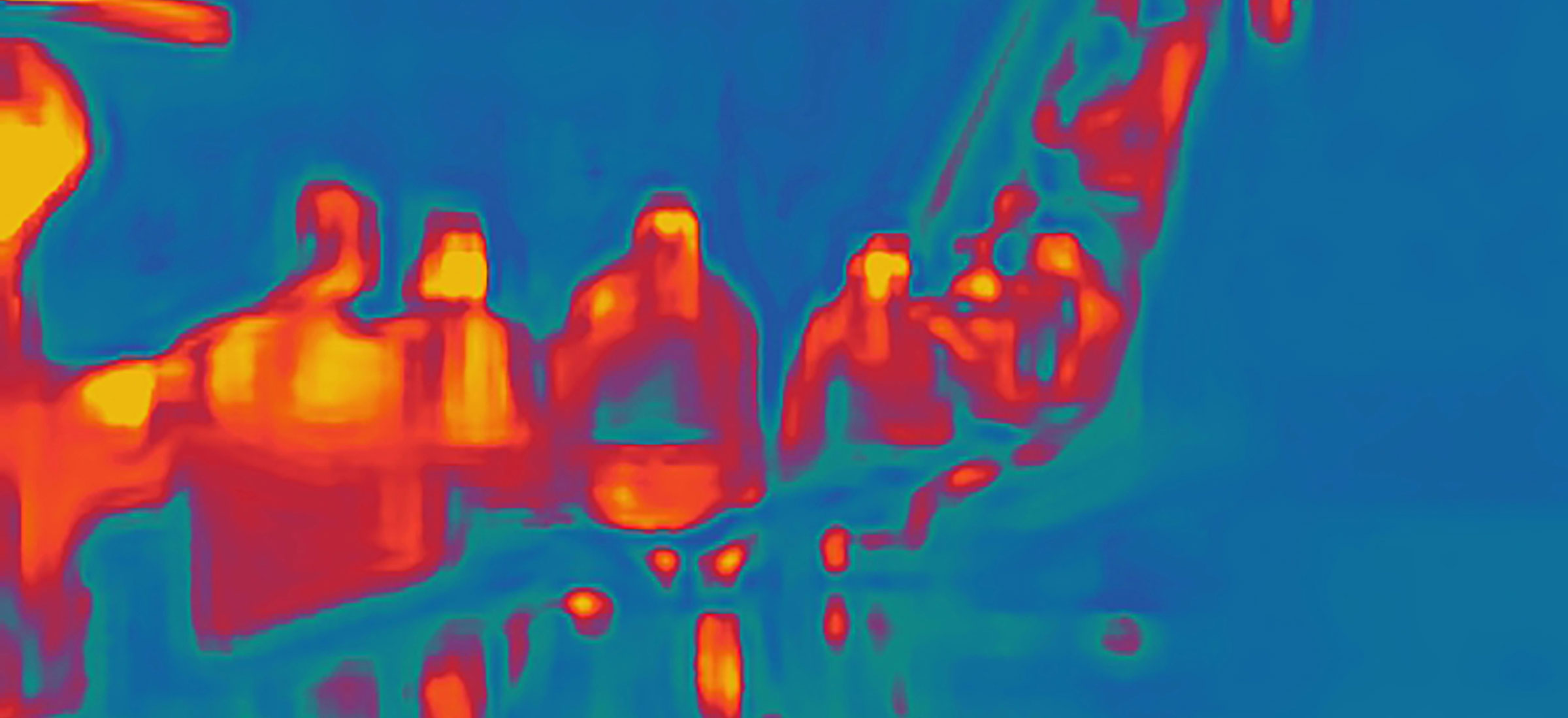 Taken on a thermal camera, these street photos of Moscow mirror our pandemic unease