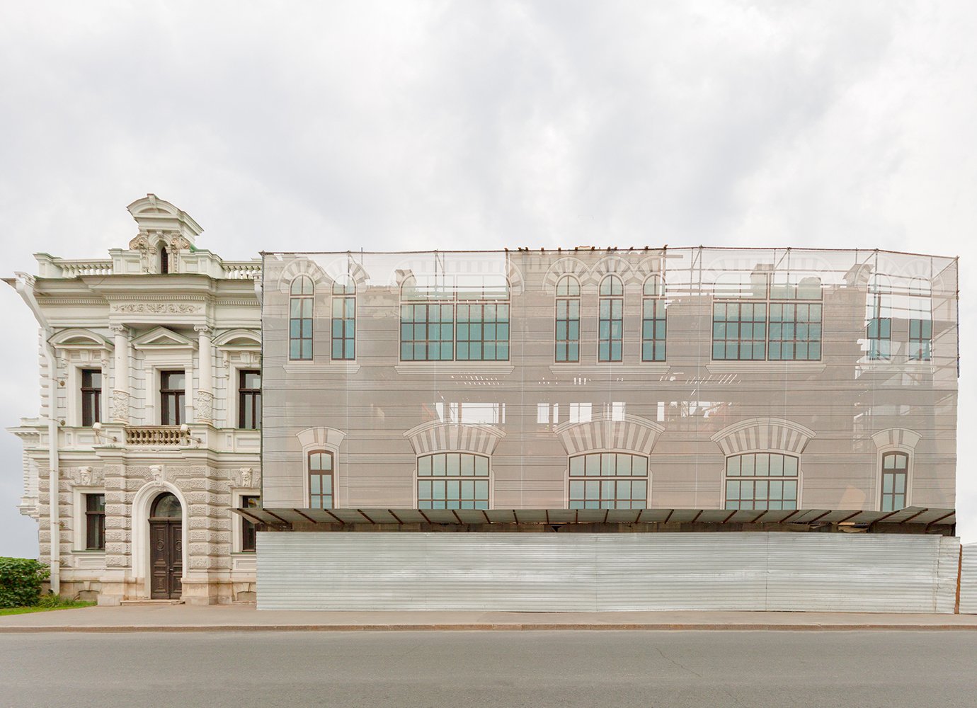 Kunststück: the real stories behind Russia’s fake facades
