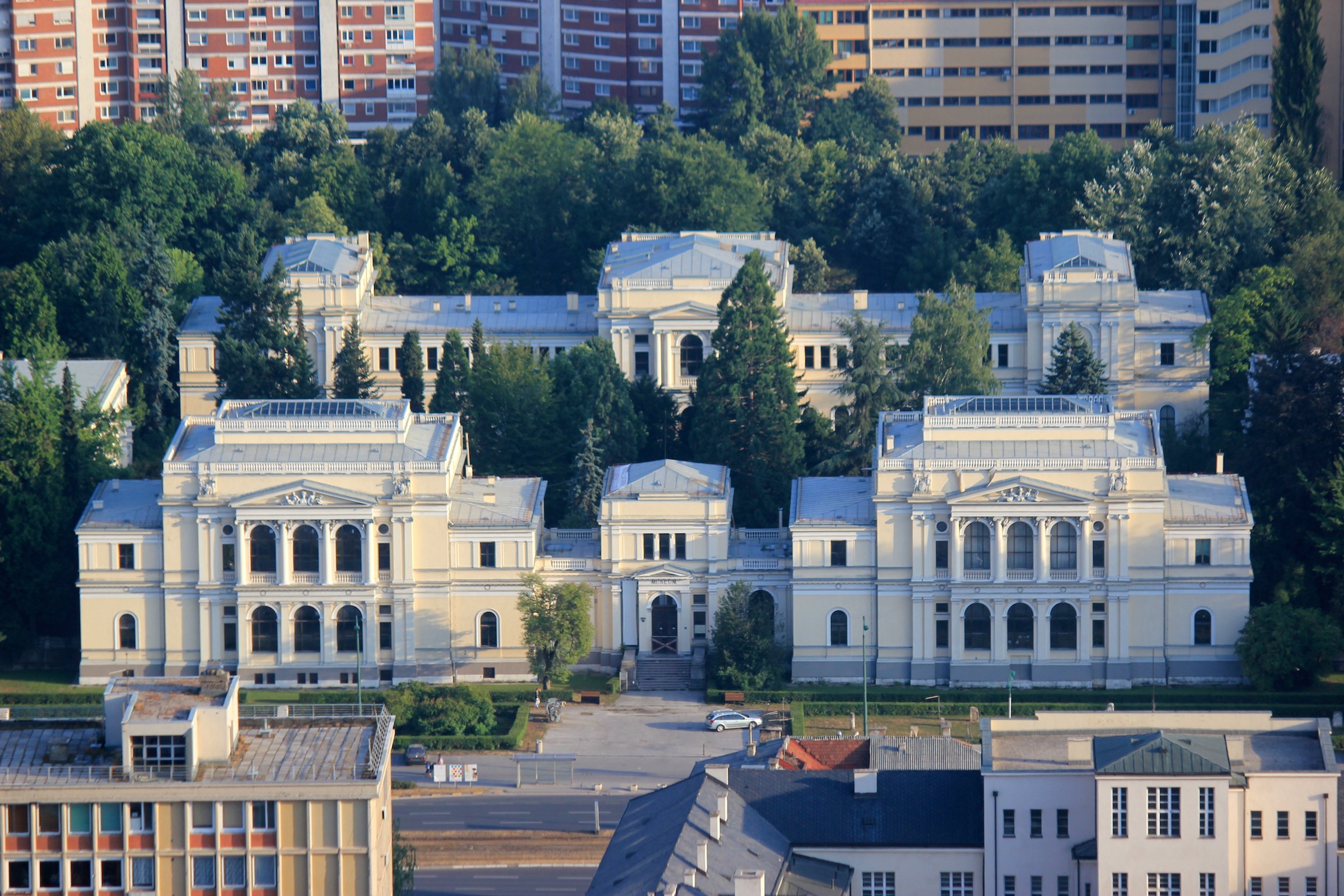 The National Museum of Bosnia and Herzegovina. Image: Julian Nyča