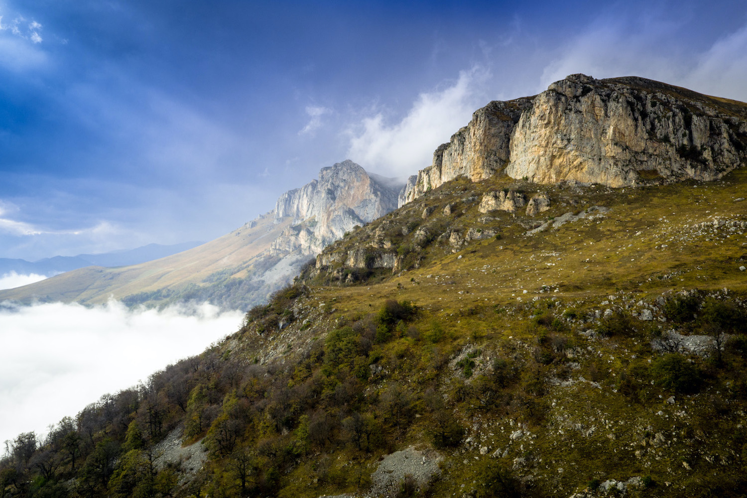 Cliffs in Dilijan National Park, Armenia. Image: Tom Allen/Transcaucasian Trail Armenia
