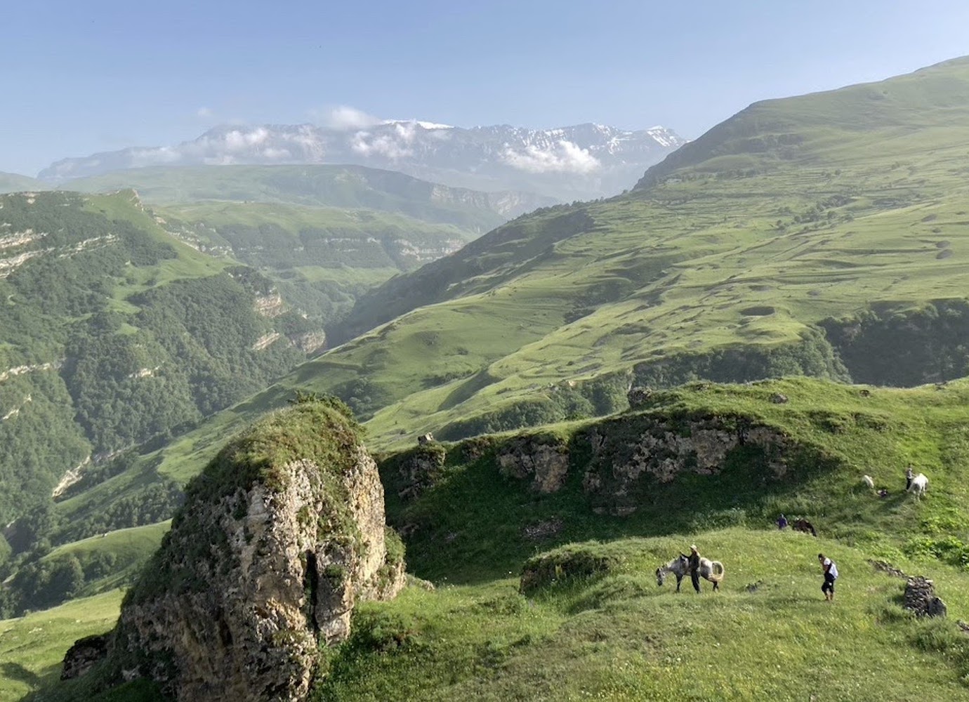 Surmounting the politics of the Transcaucasian Trail