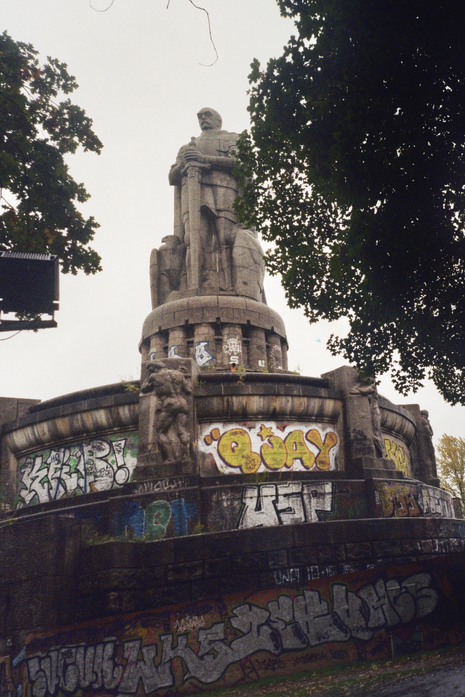Drawing on the monument to Otto von Bismarck, Hamburg, 2019
