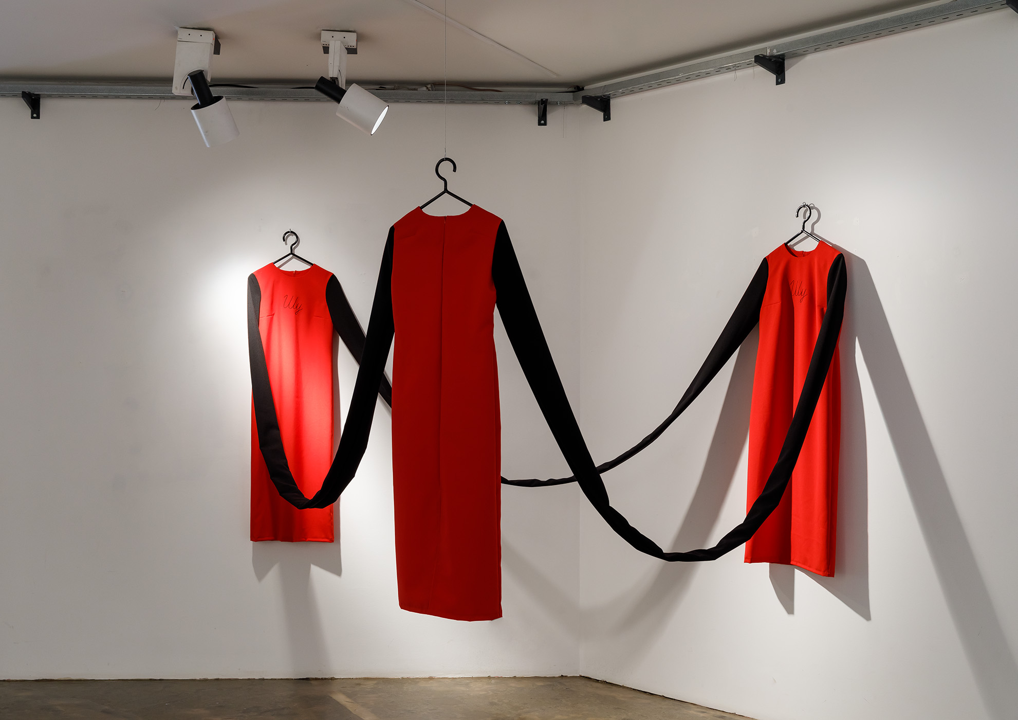Girlfriends, 2019. Iron Overtones exhibition, 2019. Marina Gisich gallery, Saint Petersburg