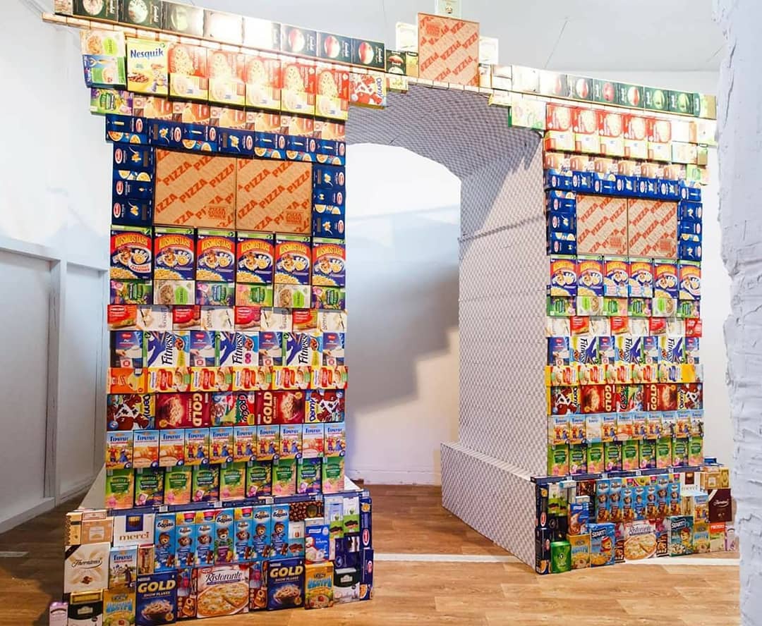 Arch of Triumph, 2017. CCI Fabrika. Curator: Yulia Lebedeva. Made of food packaging, the installation “celebrates” the victory of the consumer society