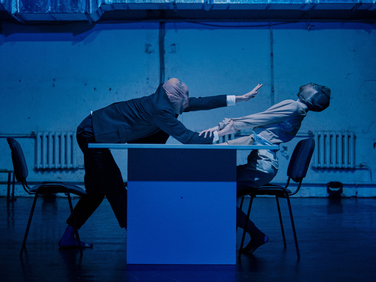 Not a Single Gesture, 2021. The three plays take the viewer to different settings, from a dinner party to a sports event and a courtroom. Photo: Artyom Shustrov