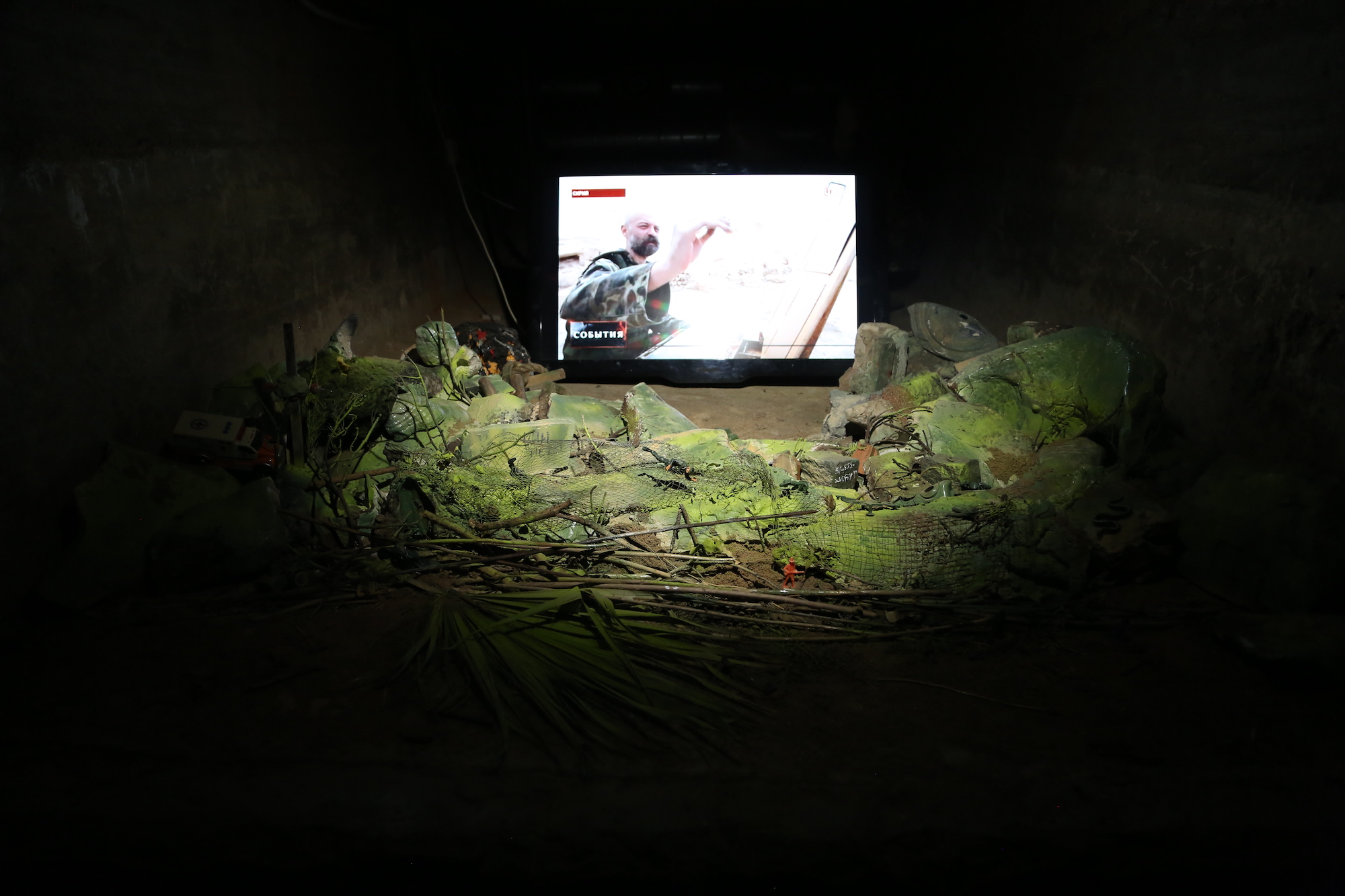 Technologies of Presence installation, 2020. Photo: Tatyana Chernomordova. The project makes a prediction that the occupations of military officials, artists, and environmentalists will merge into one