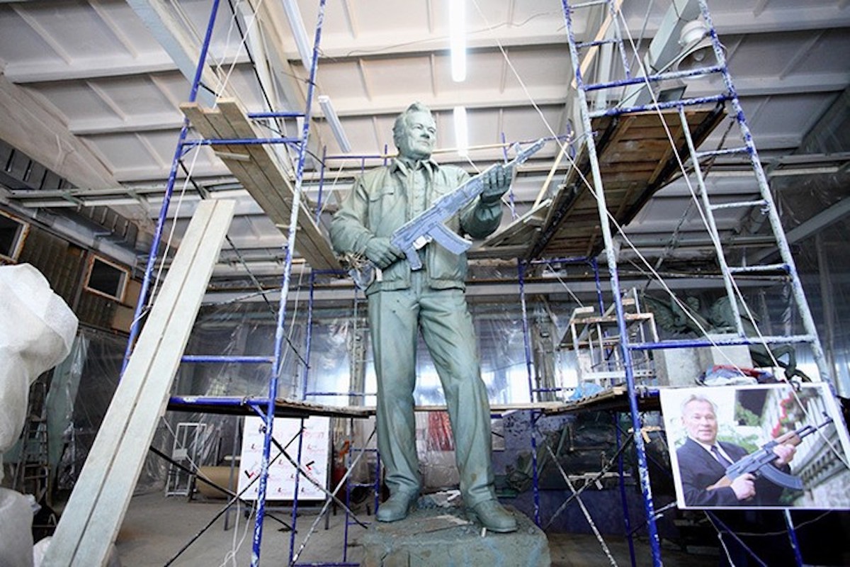 Moscow monument to Kalashnikov to be unveiled next week