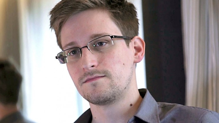 RT to screen premiere of Snowden documentary Terminal F