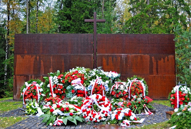 Plans announced for first Russian museum dedicated to Katyn massacre