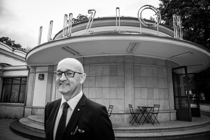 Outgoing director of Polish National Film Archive threatens legal challenge against his successor