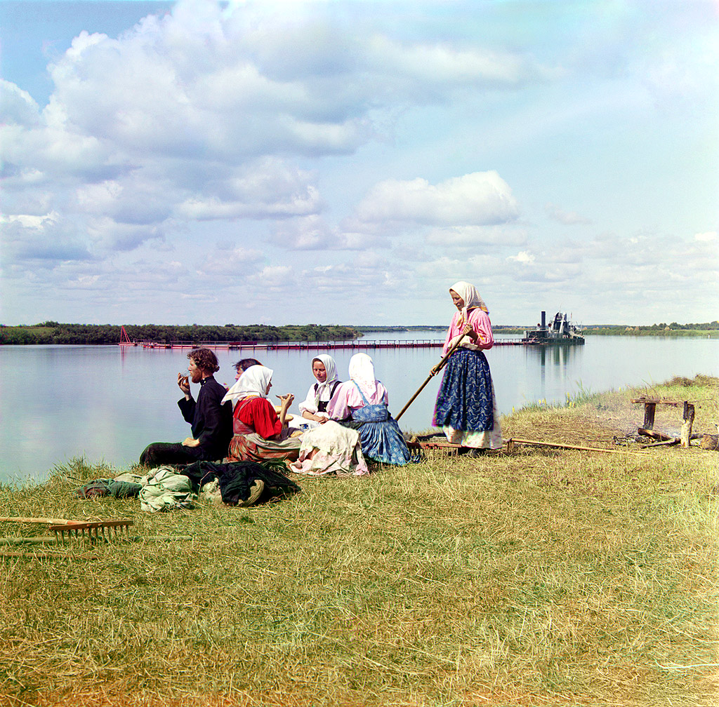 Image: Harvest time lunch, 1909