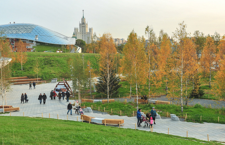 Moscow's Zaryadye Park wins top architecture prize with 'wild urbanist' vision