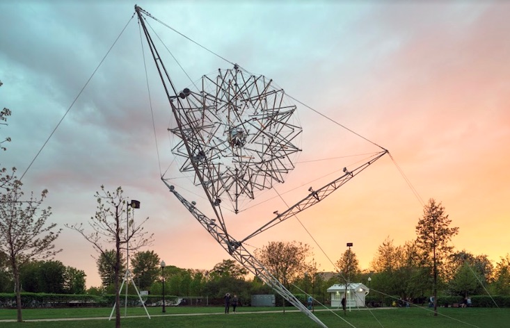 This mesmerising monument to Soviet nuclear power is rising over Moscow once more