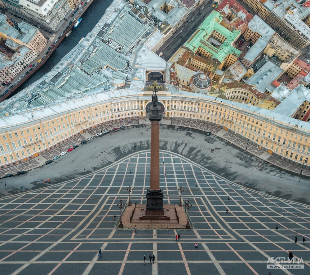 These mind-bending photos bring Inception to life in Russia