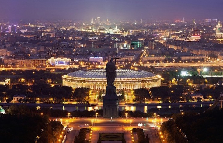 The Vladimir the Great monument as it might have looked on Sparrow Hills (Visualisation by Dmitry Chistoprudov)
