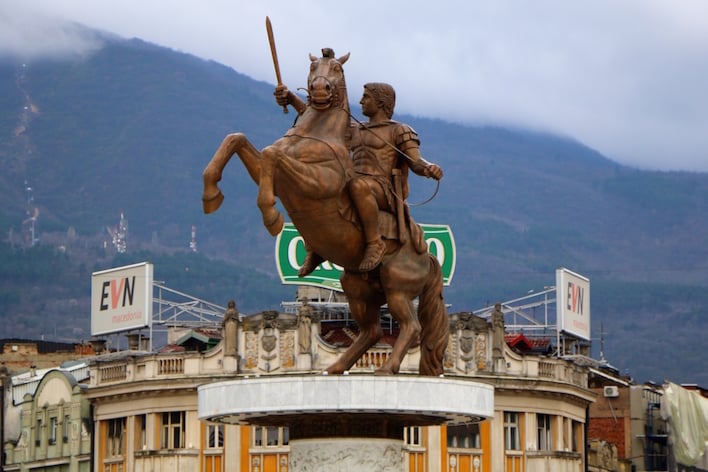 Macedonia removes ‘Alexander the Great’ signposts in bid to boost Greek ties
