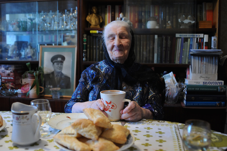 Funeral banquet in memory of my Reznik's grandfather Aphanasy Vasilyevich (Image: Ageing, Natalya Reznik, 2011 — present)