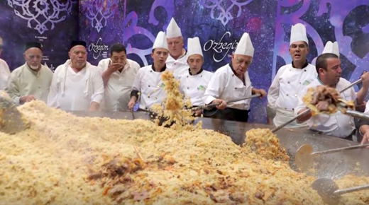 Uzbek chefs hope to enter record books with mammoth plov