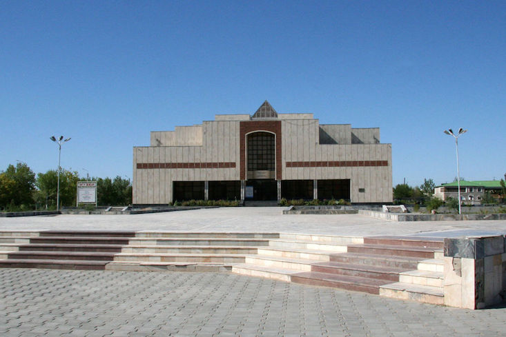 Uzbekistan avant-garde art museum head controversially sacked