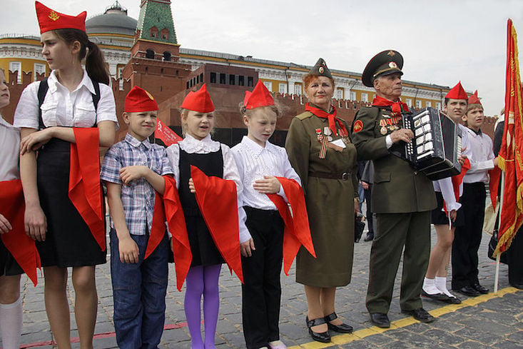 Majority of Russians regret collapse of USSR, survey suggests