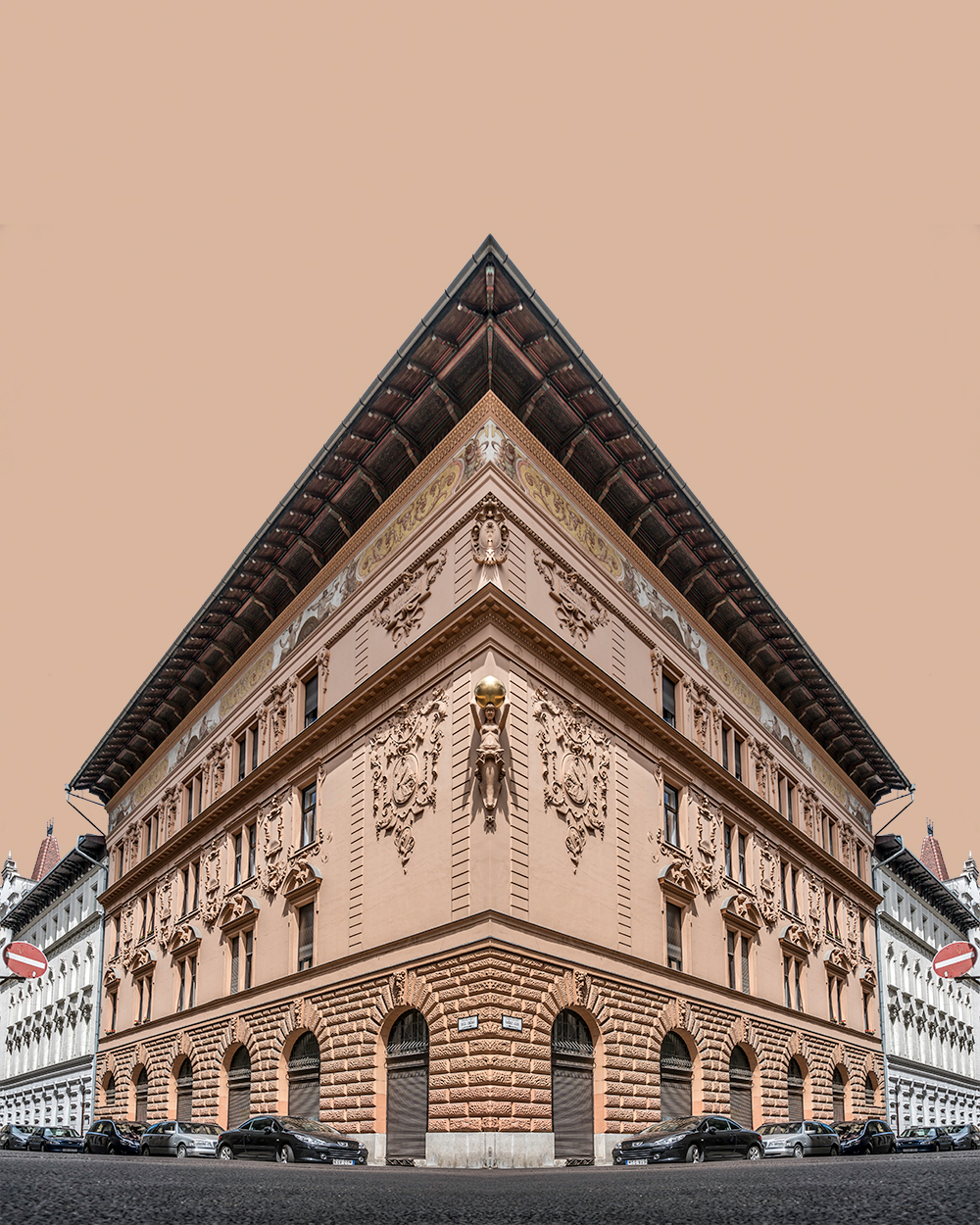 From Zsolt Hlinka's  Corner Symmetry  series.