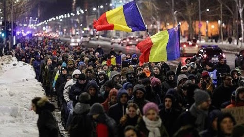 The art of opposition: Romanian protesters’ signs to become exhibition