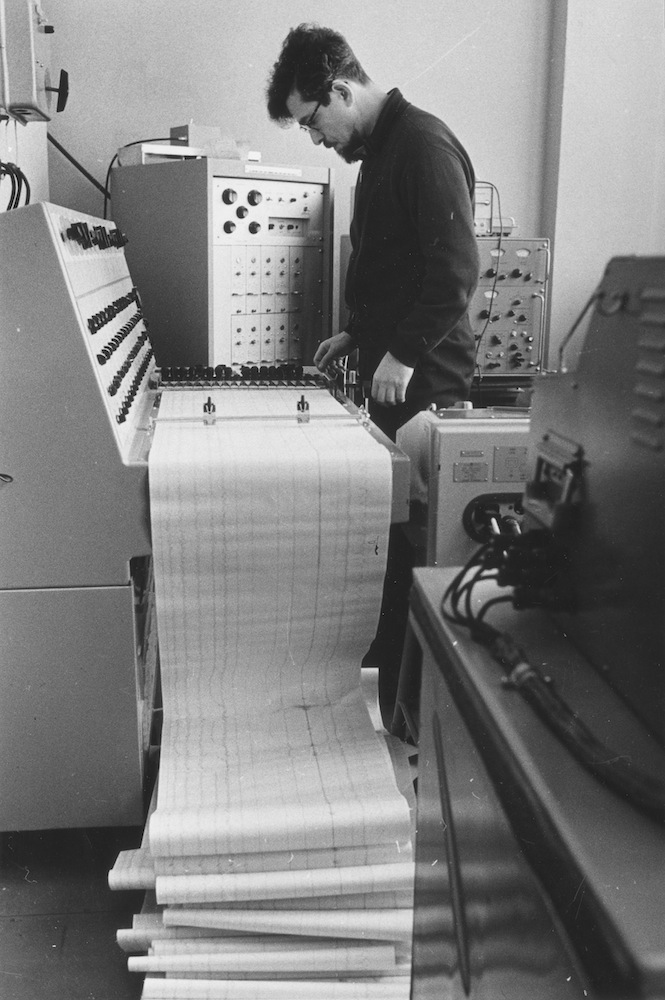 Candidate of Medical Sciences Igor Podolsky checks the progress of an experiment 
