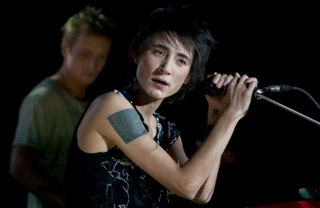 Russian rock star Zemfira pledges support to Ukraine