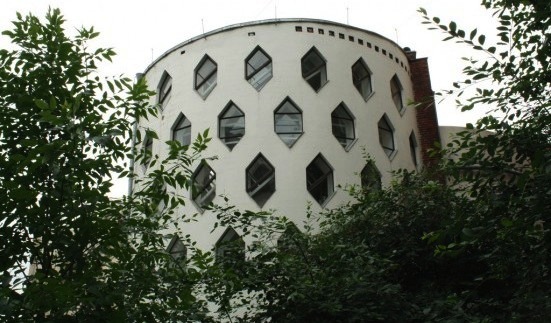 Residents of Melnikov House evicted as renovations get underway