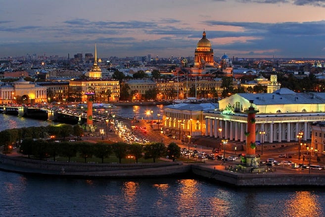 Ralph Fiennes to direct film in St Petersburg