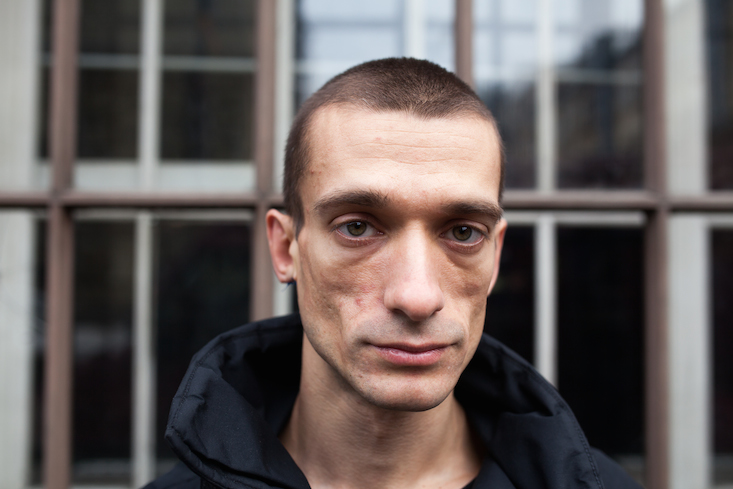Russian art activist Pyotr Pavlensky asks to face terrorism charges