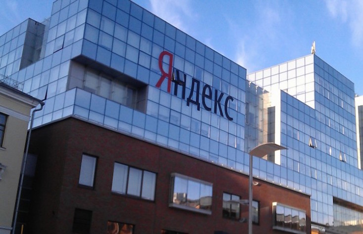 Yandex taxis offer virtual reality headsets in Moscow and St Petersburg