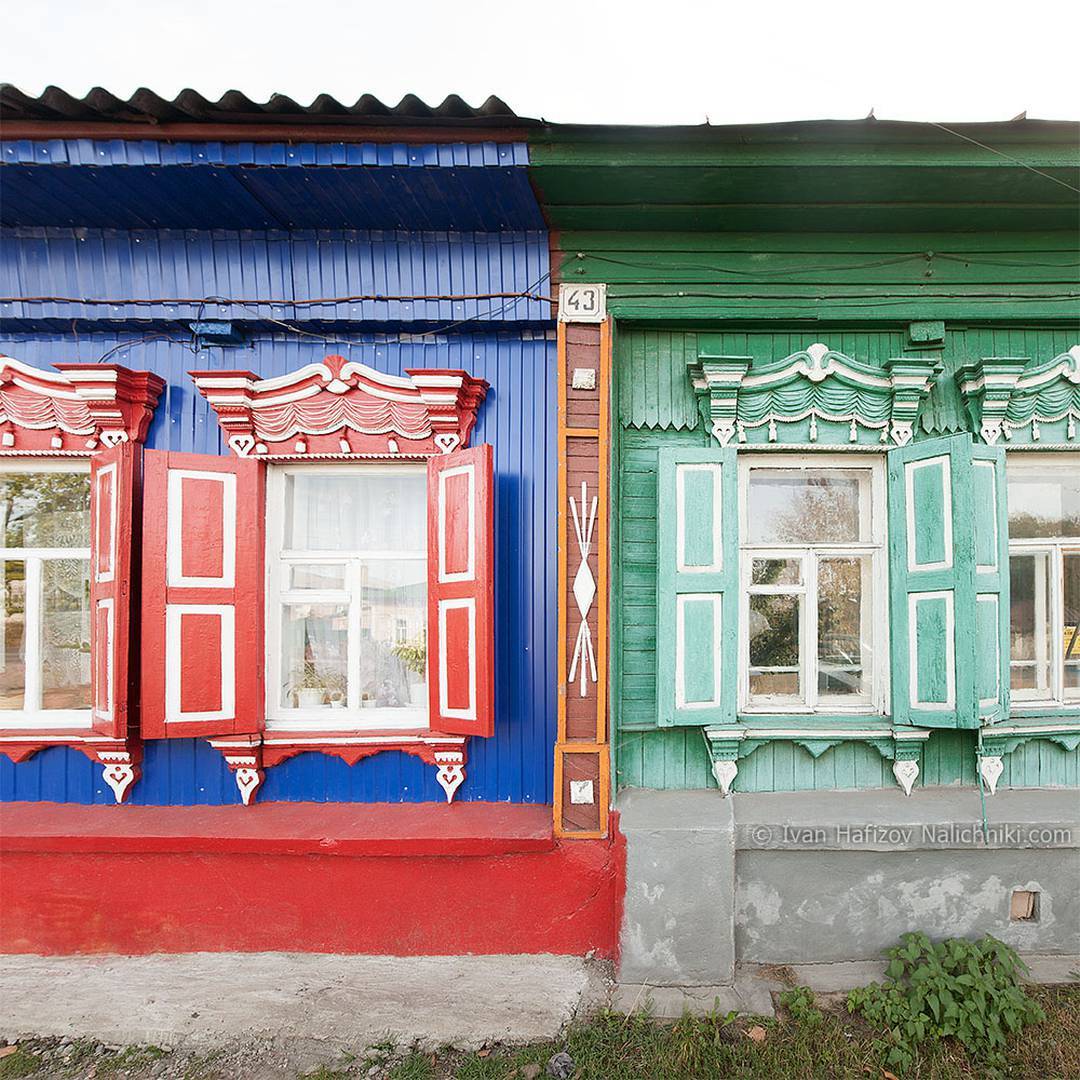 Follow of the week: window frames and shutters from all over Russia