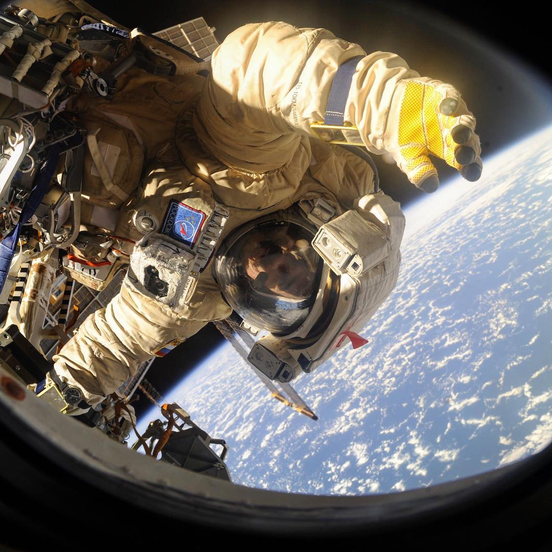 Space dreams? The Russian space agency is looking for new astronauts!