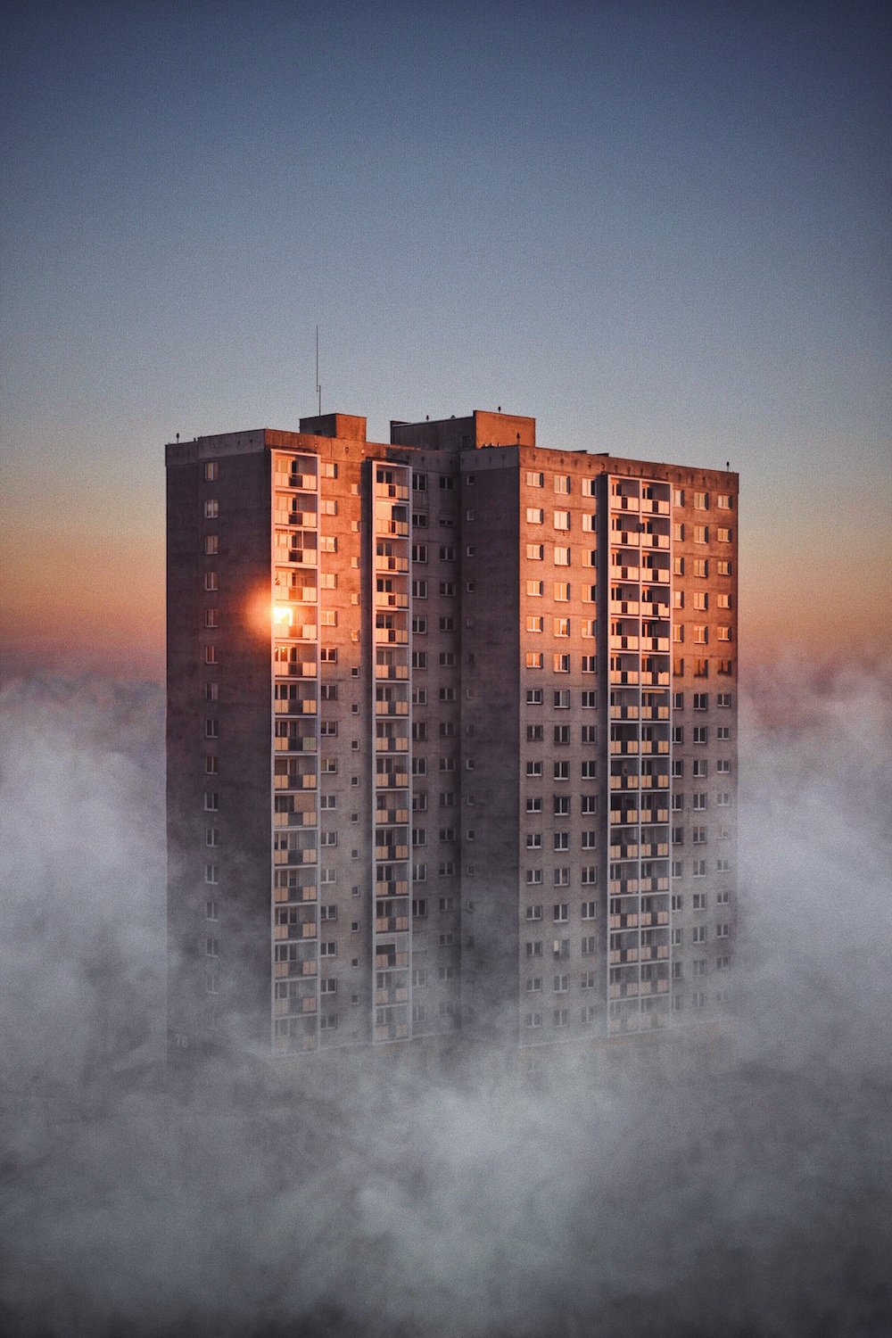 Photo of the week: a vertigo-inducing view from above Poznań's smog