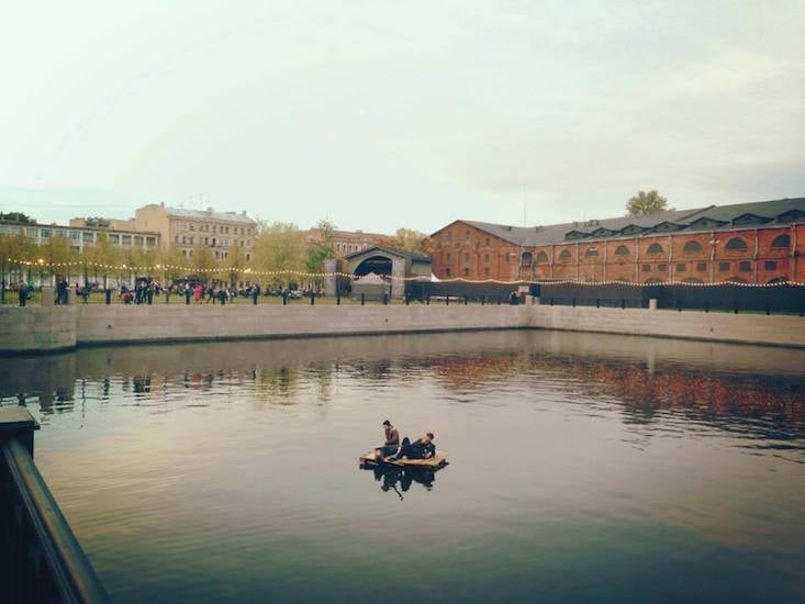 Artist takes to raft in protest of St Petersburg’s New Holland