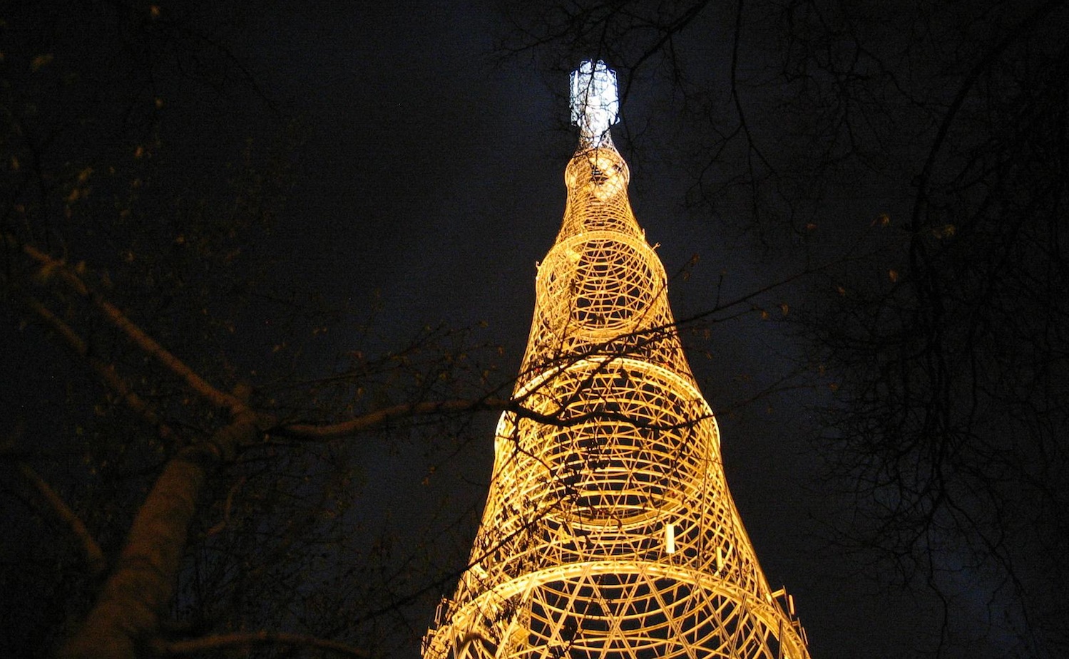 Fate of iconic Moscow tower hangs in balance